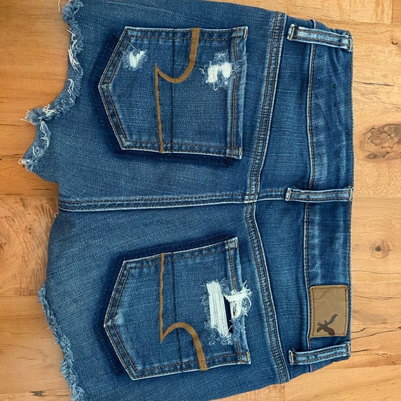 American Eagle shorts - Picture 2 of 4